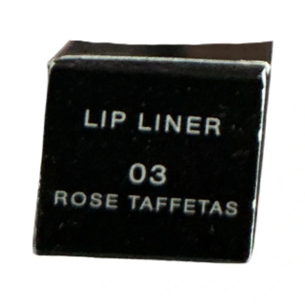 Givenchy Lip Liner NIB - Picture 4 of 4